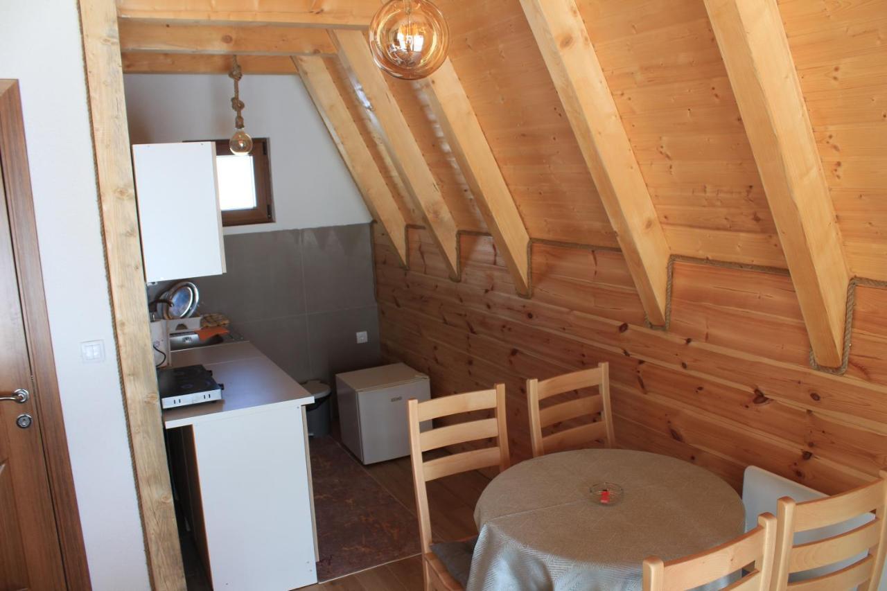 Three Houses Žabljak Εξωτερικό φωτογραφία