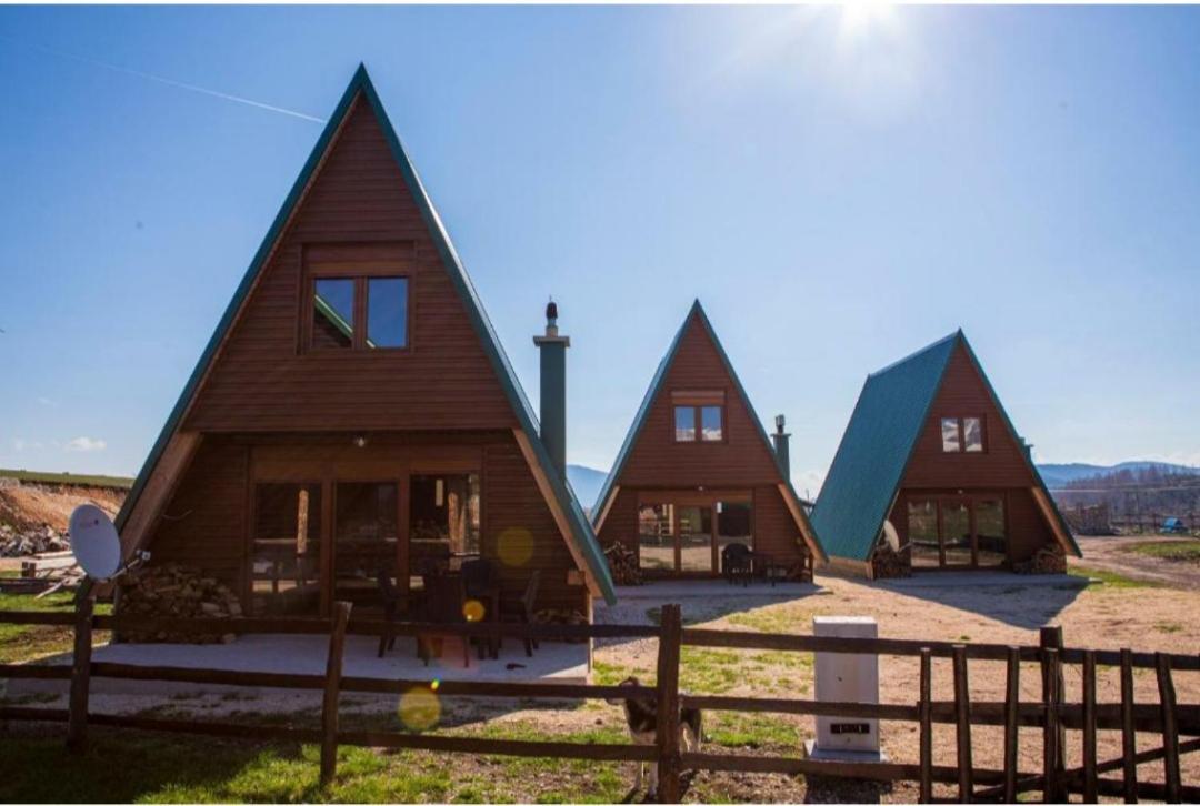 Three Houses Žabljak Εξωτερικό φωτογραφία